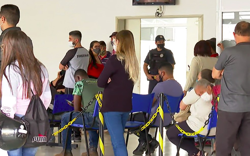 Fila de espera por UTI em Franca, SP, tem 30 pacientes com Covid no pronto-socorro municipal